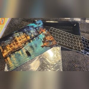 Scenic Cityscape Laptop Cover with Keyboard Skin